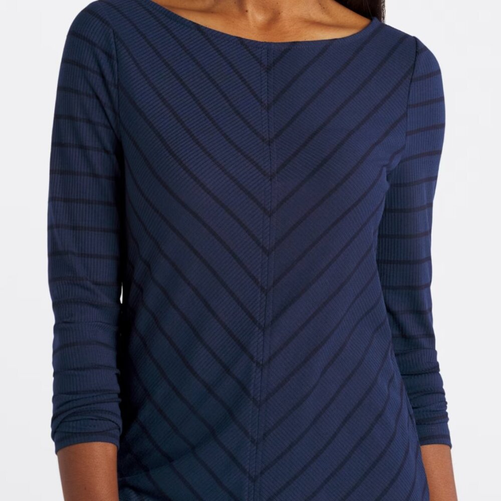 NWT: Liverpool "Keisha" long sleeve miter front boat neck top, size S